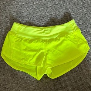 Lululemon Speed-Up Low Rise Lined Short 2.5”